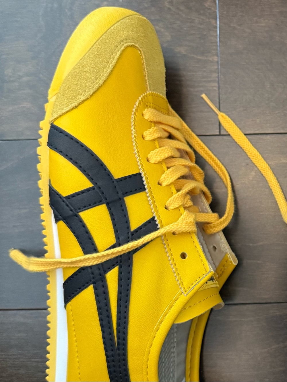 Brand New Onitsuka Tiger by Asics Men's Mexico 66 Sneakers - Yellow w Black - Picture 3 of 4